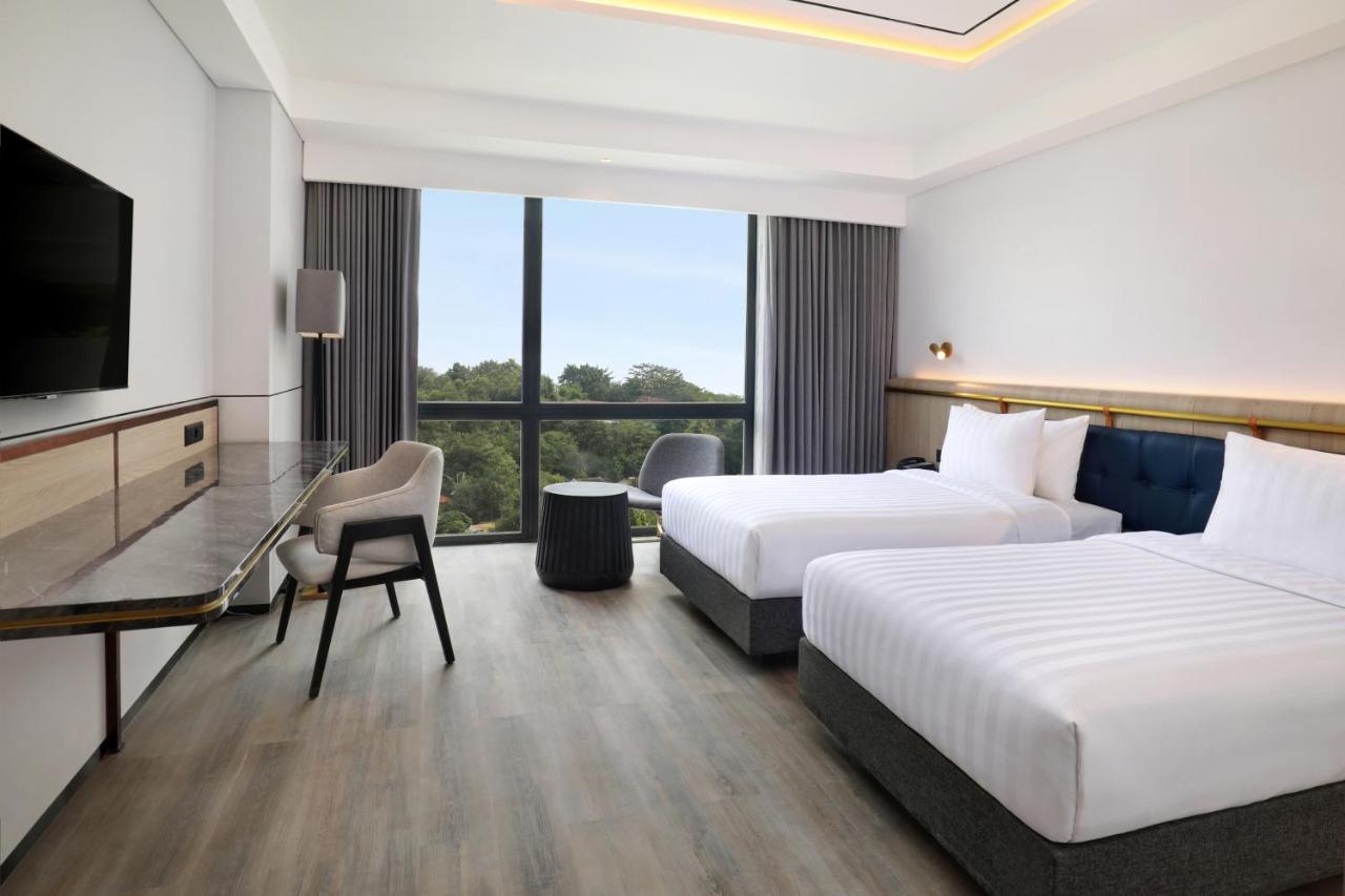 Hotel Aruss Semarang Exterior foto